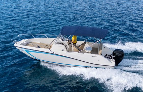 Motorboat Quicksilver Activ 675 Open 150hp