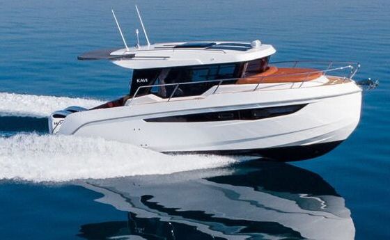 Motorboat Adventure Kavi 9 500hp