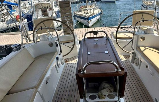 Sailboat Jeanneau Sun Odyssey 44i 14m