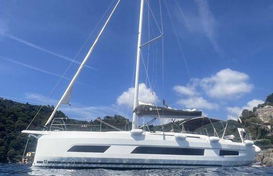 Sailboat Dufour 41 12.75m