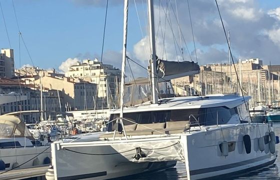 Catamaran Fountaine Pajot LC 11.96m