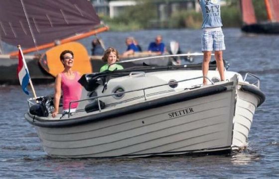 Motorboat Rivercruise Hardtop 15hp