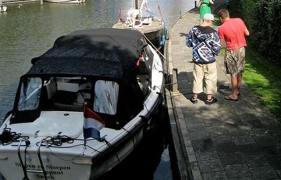 Motorboat Rivercruise Hardtop 15hp