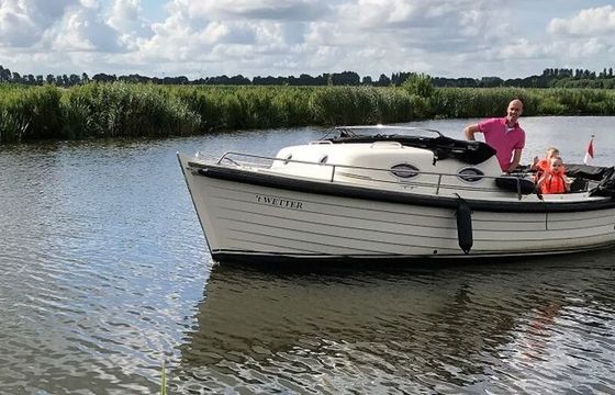 Motorboat Rivercruise Hardtop 15hp