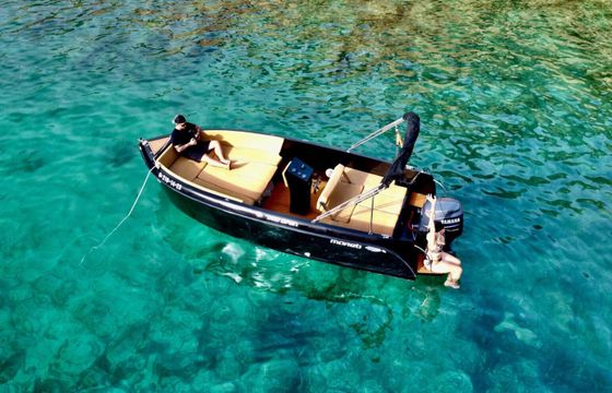 Motorboat MARETI 585 OPEN BLACK 100hp