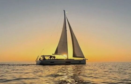 Sailboat Bavaria C45 13.98m