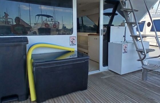 Motor yacht Pershing 52