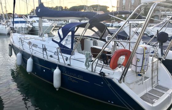 Sailboat BENETEAU OCEANIS 423 13.5m