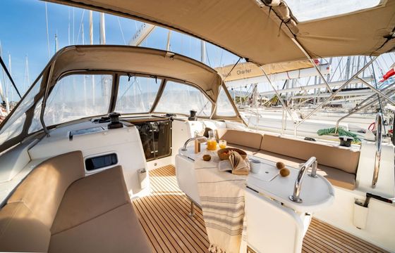 Sailboat Jeanneau Sun Odyssey 519 15.38m