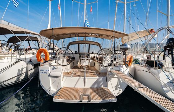 Sailboat Jeanneau Sun Odyssey 519 15.38m