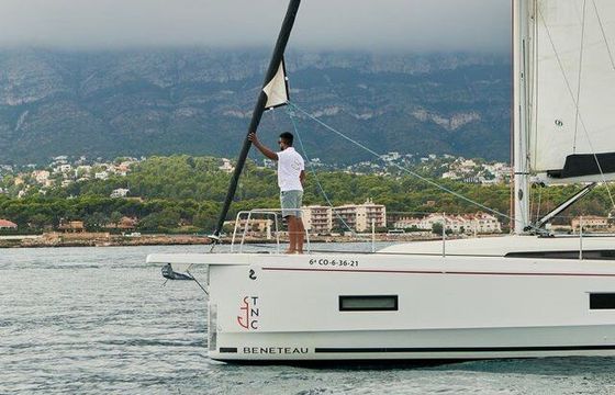 Sailboat Beneteau Oceanis 40 11.99m