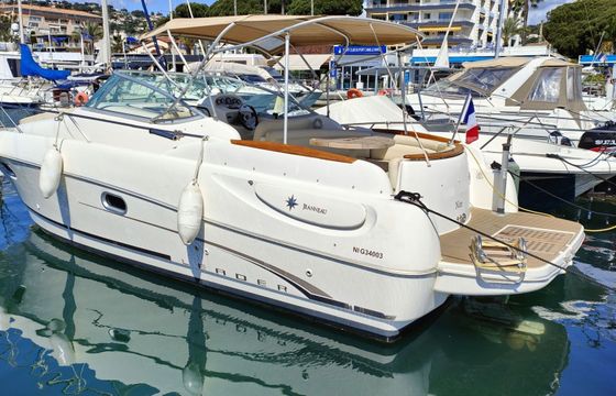 Motorboat Jeanneau Leader 805 320hp