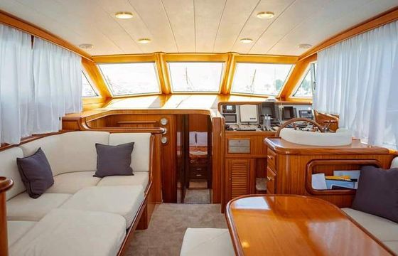 Motor yacht Camuffo 50 fb 1160hp