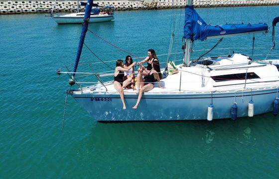 Sailboat Beneteau First 32 10m