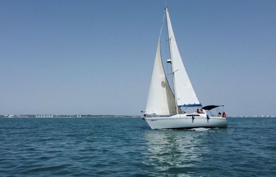 Sailboat Beneteau First 32 10m