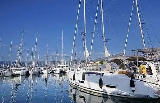 Sailboat Dufour Dufour 390 11m