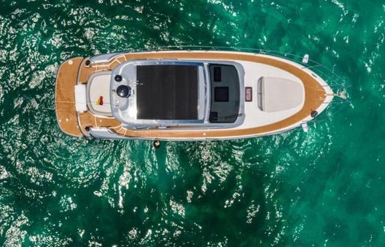 Motorboat Bavaria 35 1050hp