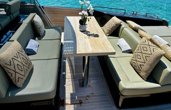 Motorboat CNM CONTINENTAL 50 1600hp