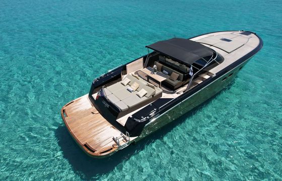 Motorboat CNM CONTINENTAL 50 1600hp