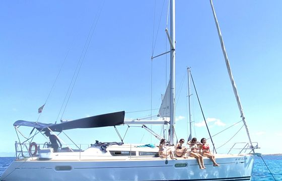 Sailboat Jeanneau Sun Odyssey 39i 12m