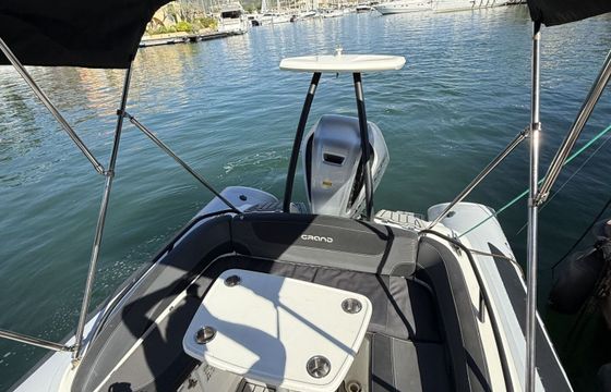 Motorboat Grand GOLDEN LINE 650 200hp