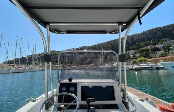 Motorboat Four Winns Quest 207 175hp