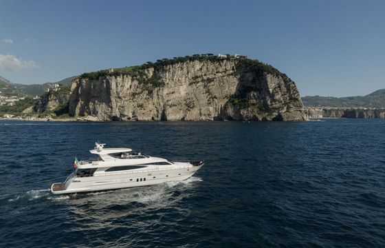 Motor yacht Canados 90 3600hp