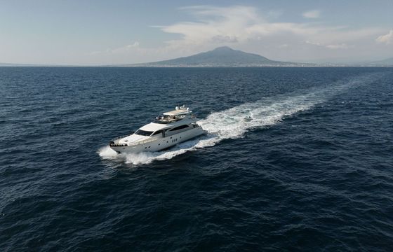 Motor yacht Canados 90 3600hp