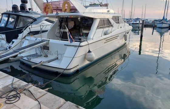 Motorboat PRINCESS 50 770hp