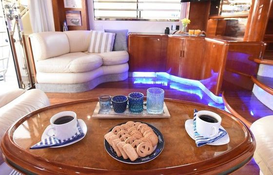 Motor yacht Fairline Squadron 67 2200hp