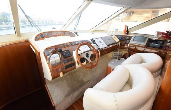 Motor yacht Fairline Squadron 67 2200hp