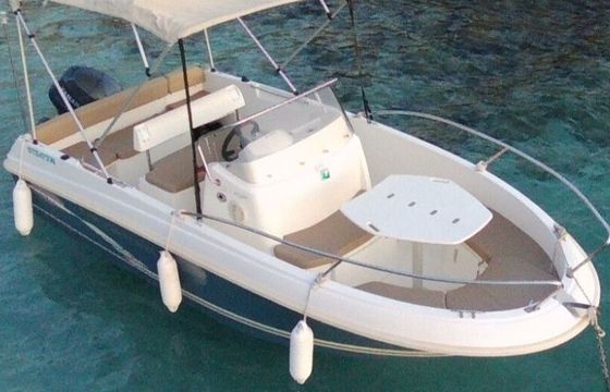 Motorboat Jeanneau Cap Camarat 5.1 Cc 50hp