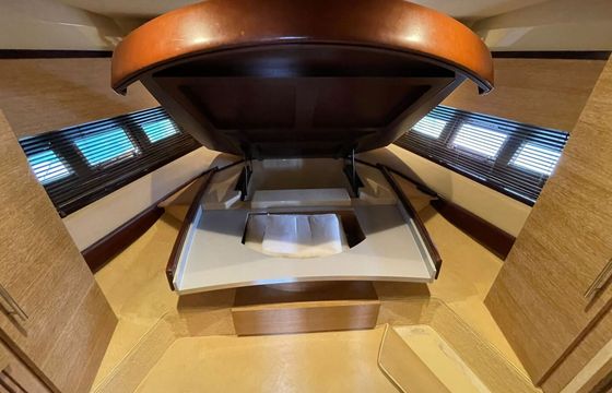 Motorboat Azimut 47 fly 1150hp