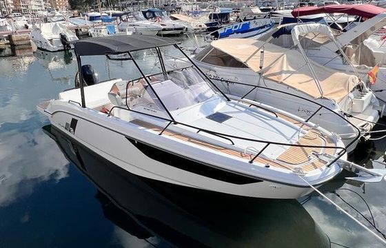 Motorboat Beneteau Flyer 8 300hp