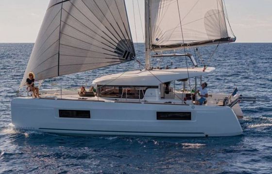 Catamaran Lagoon 40 11.8m