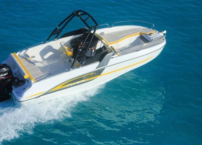 Motorboat Beneteau Flyer 6.6 200hp