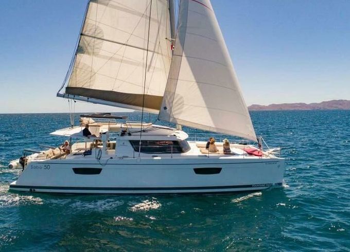 Catamaran Fontaine Pajot Saba 50 15.24m