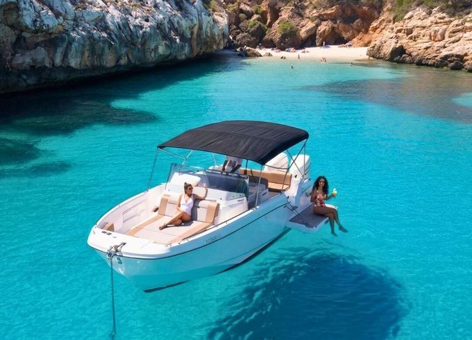 Motorboat Beneteau Flyer 9 500hp
