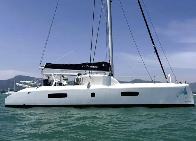 Catamaran Outremer 51 15m