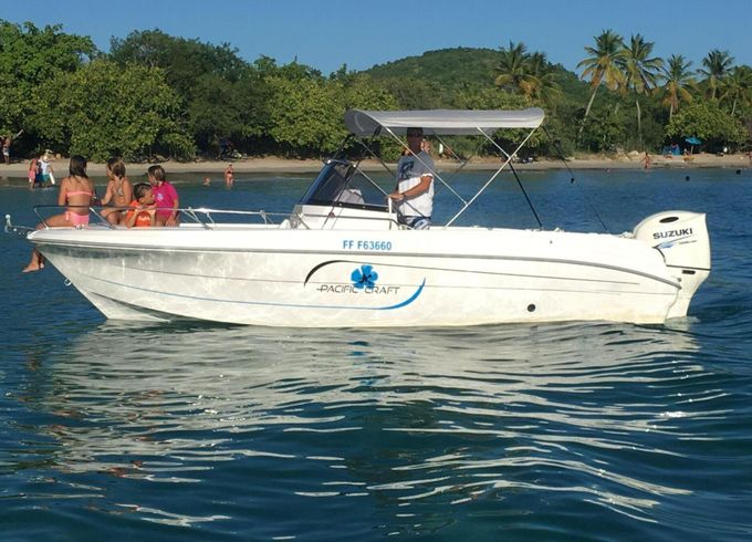 Motorboat PACIFIC CRAFT Open 670 200hp