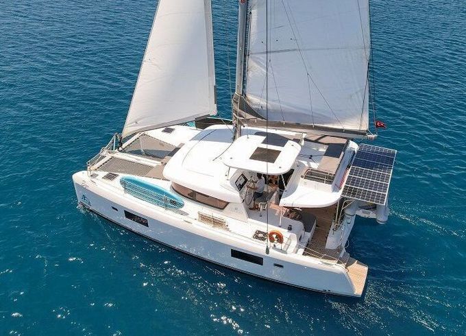 Catamaran Lagoon 42 12m
