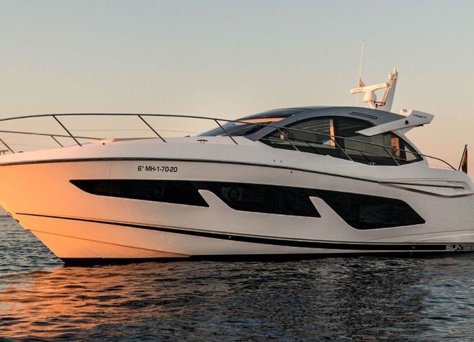 Motor yacht Sunseeker 50 Predator 1200hp
