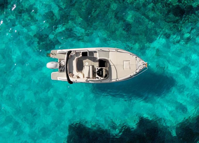 Motorboat Eolo 6.9 EL 150hp