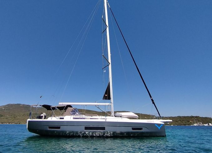 Sailboat Dufour 470 14.9m