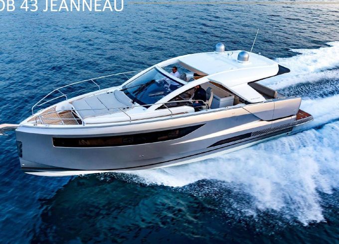 Motor yacht Jeanneau DB 43