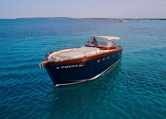 Motorboat patrone moreno open 42 750hp