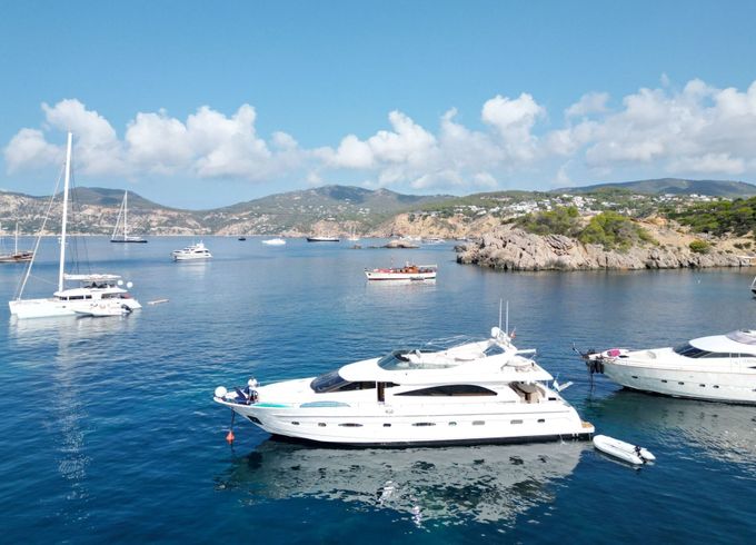 Motor yacht Astondoa Astondoa 82 GLX 3000hp