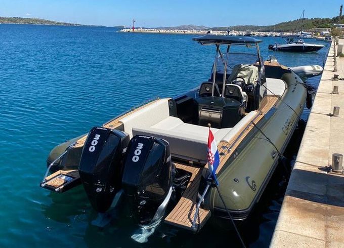 RIB Capelli Capelli Tempest 1000 600hp