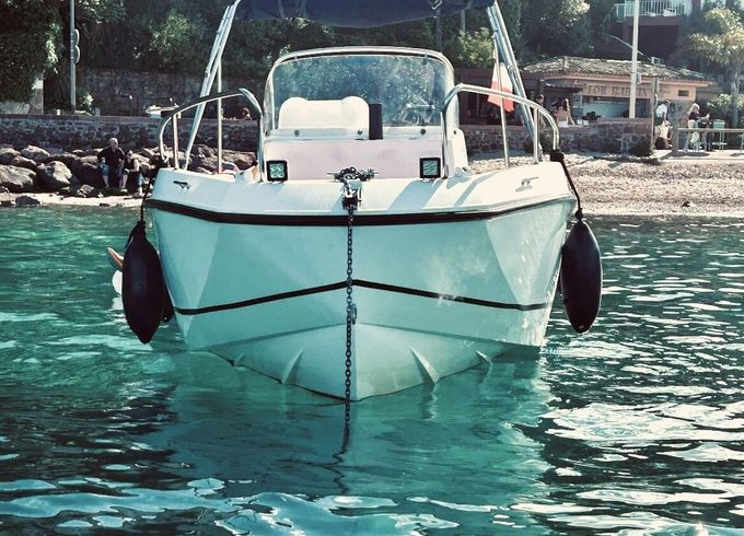 Motorboat Quicksilver Activ 555 Open 115hp