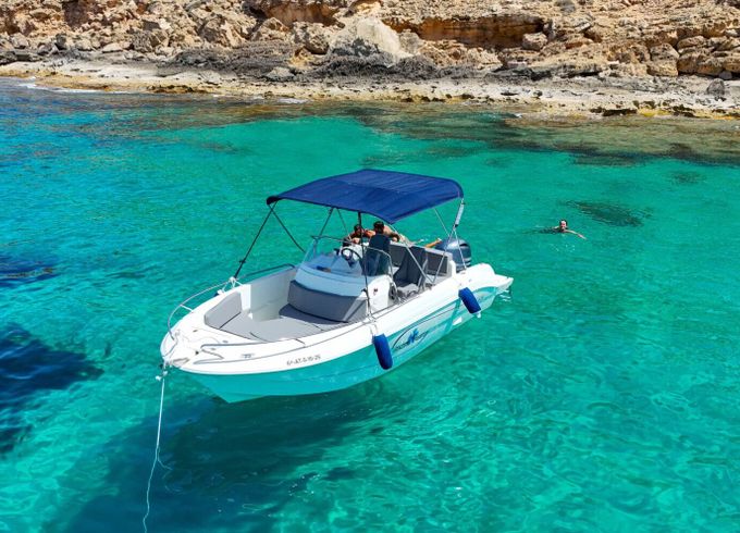 Motorboat PACIFIC CRAFT 625 130hp